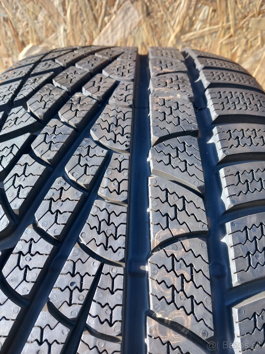 245/40 r18 zimne pneumatiky - 10