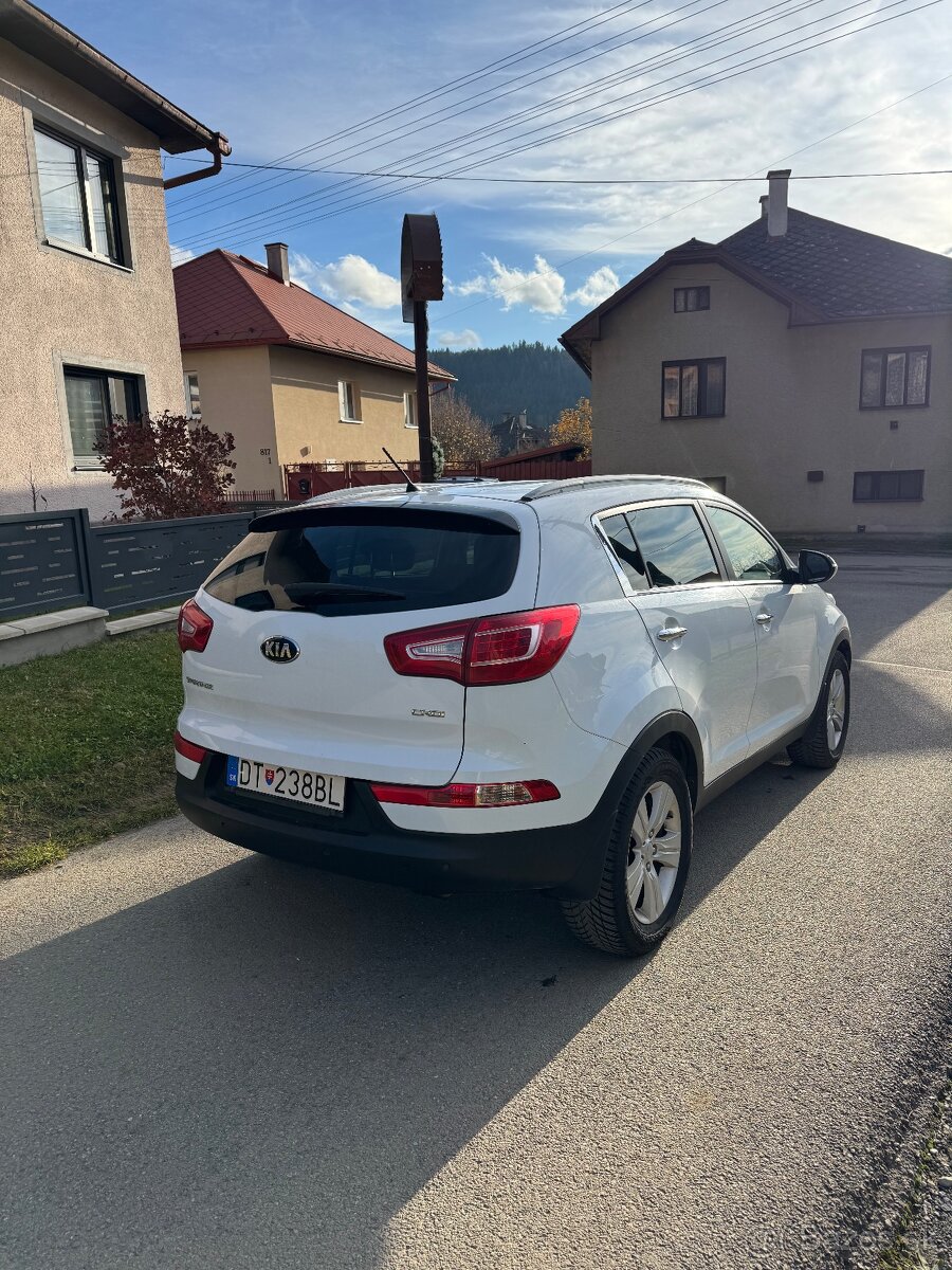 KIA SPORTAGE 1.7 CRDI 85KW RV2013 - 10