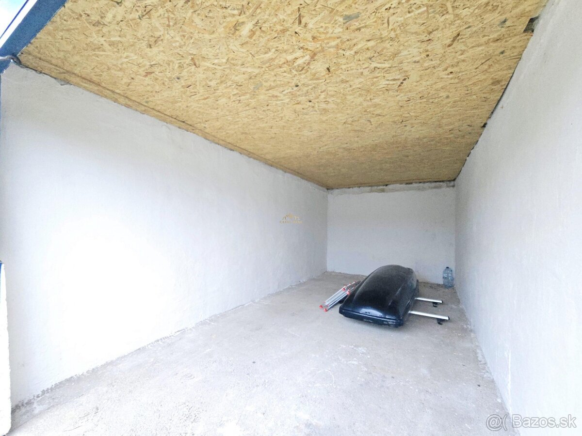 Murovaná Garáž s pozemkom 16m² / Krakovská / JUH - Železníky - 10