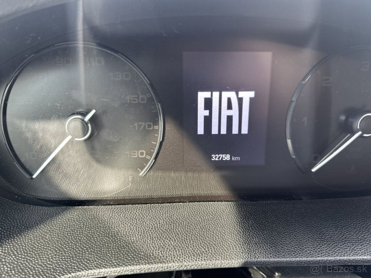 KARMANN-MOBIL DEXTER 581 - TOP STAV - 10