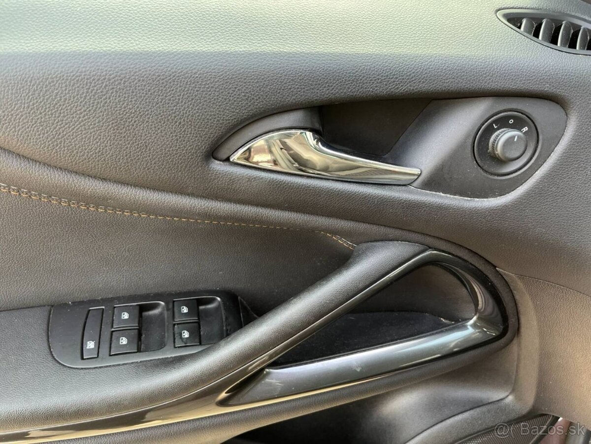 Opel Zafira Tourer 1.4 benzín + LPG - 10