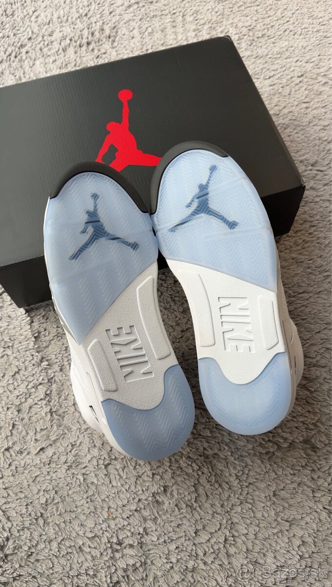 Jordan 5 Retro White Metallic (2026) - 10
