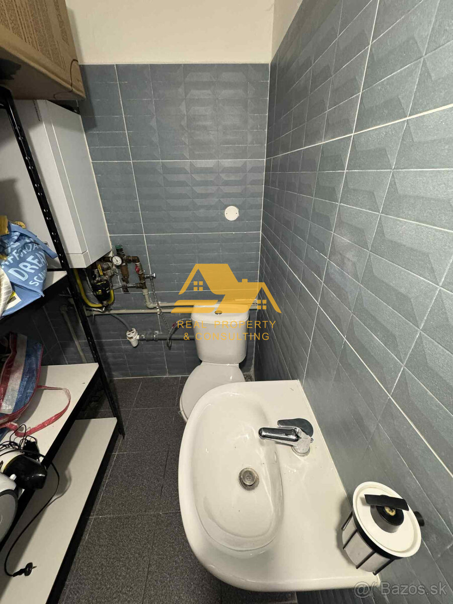 Exkluzívne Prenajmem rodinný dom v Nových Zámkoch - 10