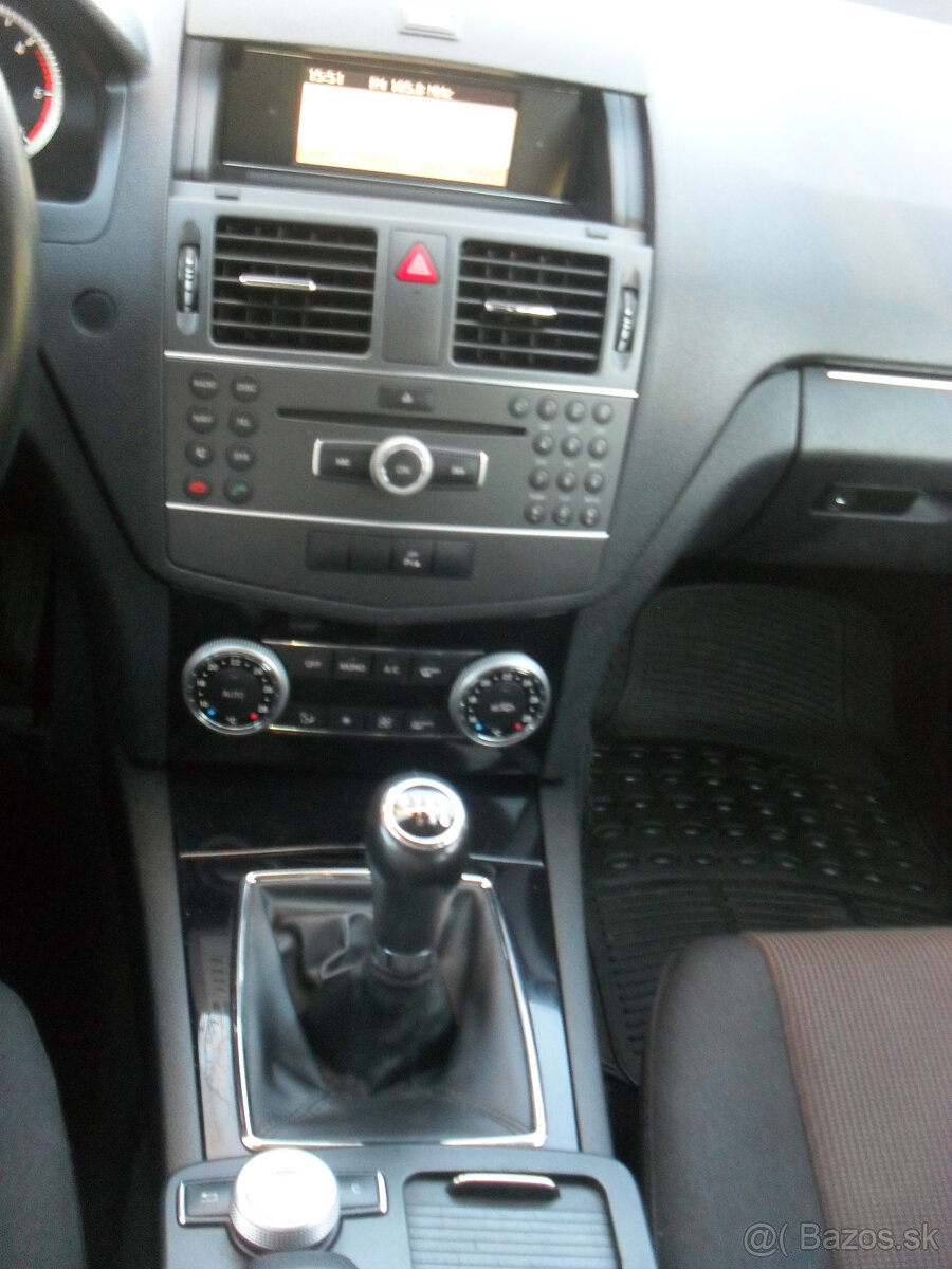 Mercedes-Benz C 200 CDI rv. 2010 - 10