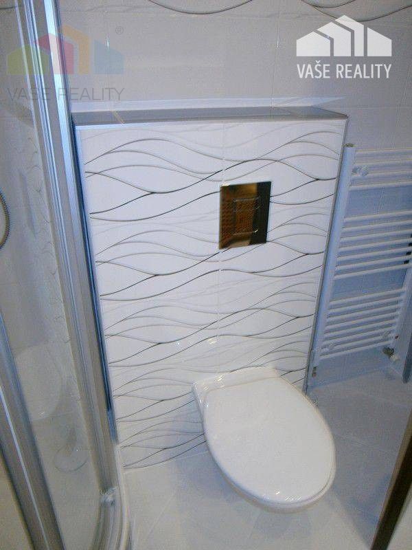 Na prenájom 2 izbový byt s parkovacím miestom, Piešťany. - 10