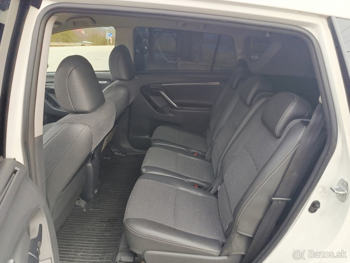 Toyota Verso 2,2 D-CAT - 10