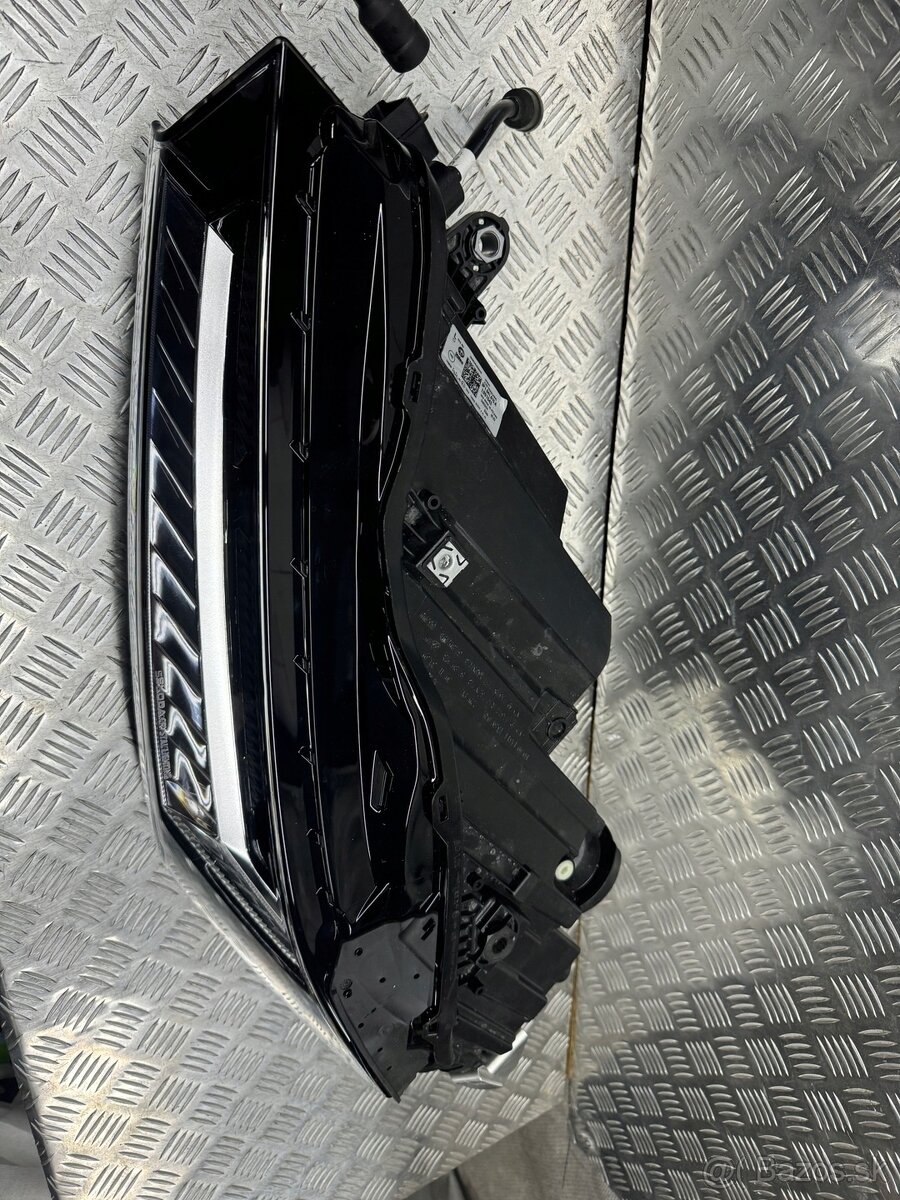 Škoda Superb 4 full led matrix presne svetla 3P1 - 10