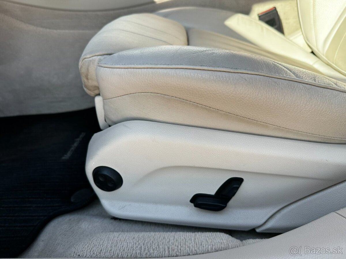 Mercedes-Benz E 220 d 4MATIC AllTerrain - 10