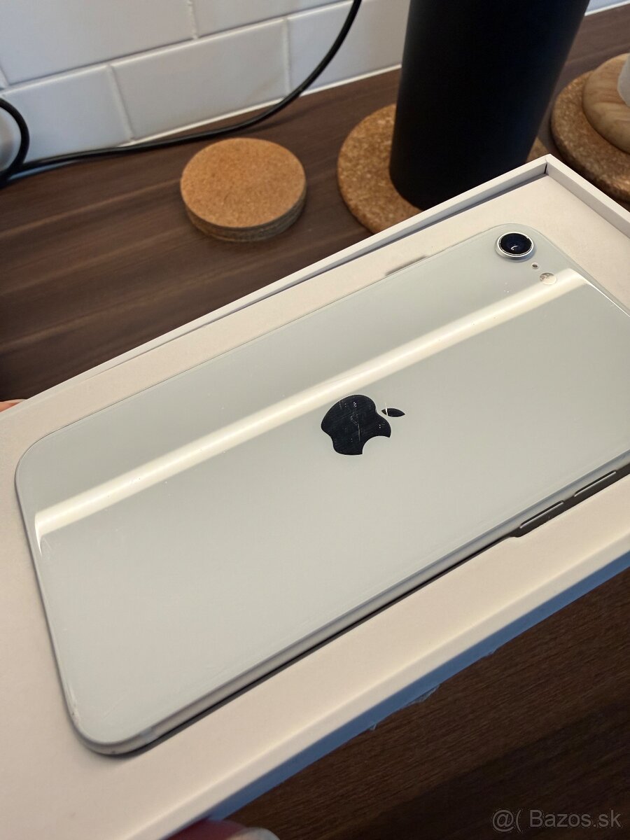 iPhone SE 2020 64GB - 10
