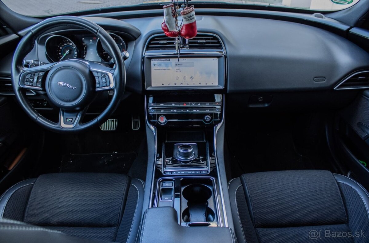 Jaguar XE 2.0 I4D R-SPORT AWD / DPH - 10