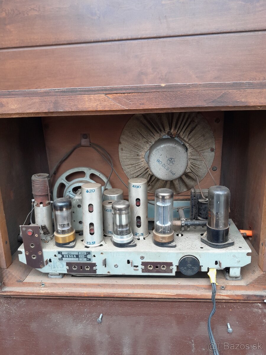 Predám rádio Tesla 406U - 10