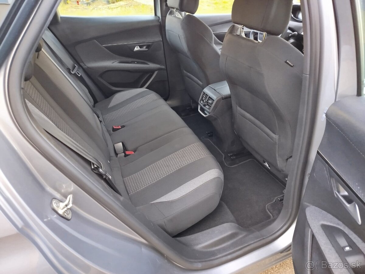 PEUGEOT 3008 1.5 BLUE HDI - 10