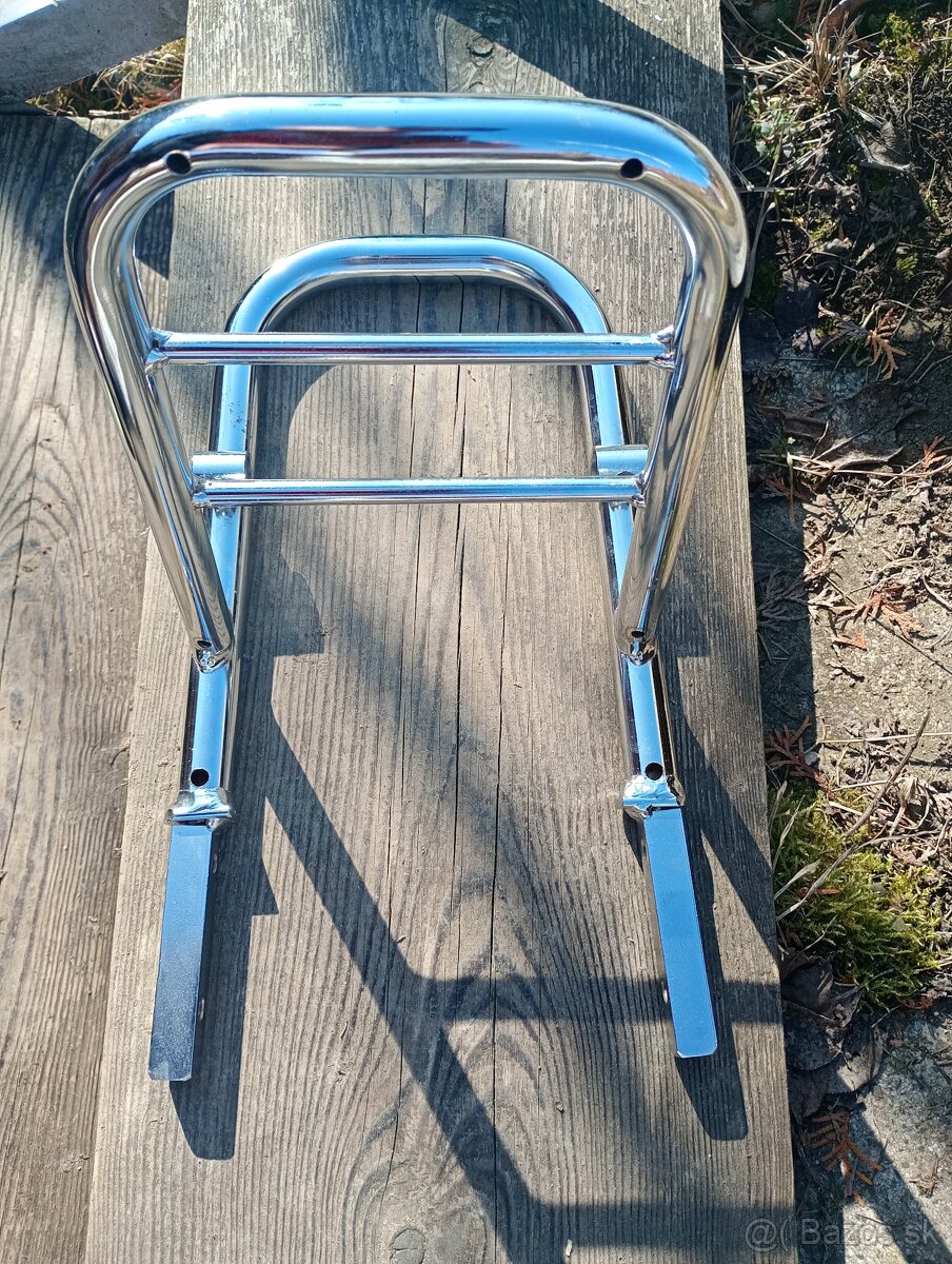 Suzuki SL 650 Savage - 10