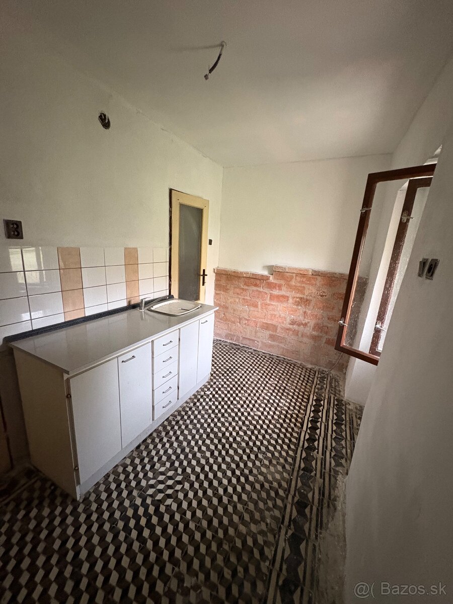 Rodinný dom Svodín - 10