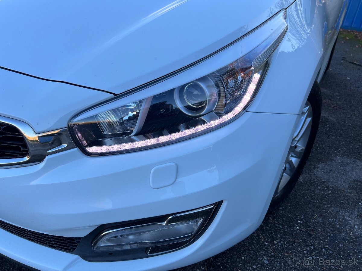 KIA Proceed 1.6gdi benzín AUTOMAT - 10