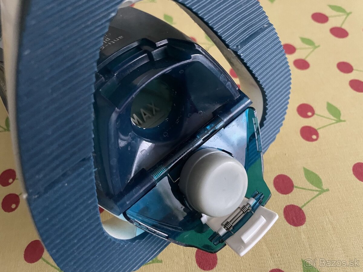 Naparovacia žehlička Tefal - 10