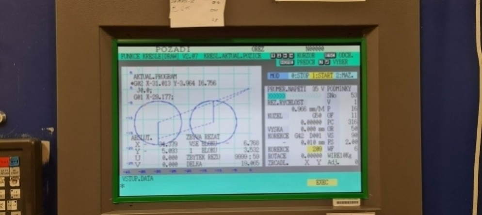 HITACHI 254 Y/FF3 drátová řezačka z roku 2003 - 10