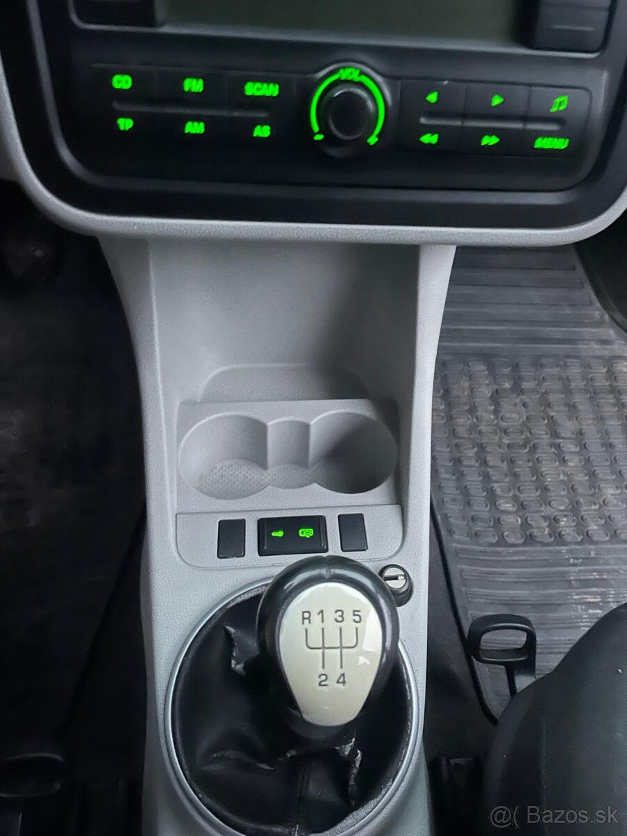 Škoda Roomster 1,2HTP - 10