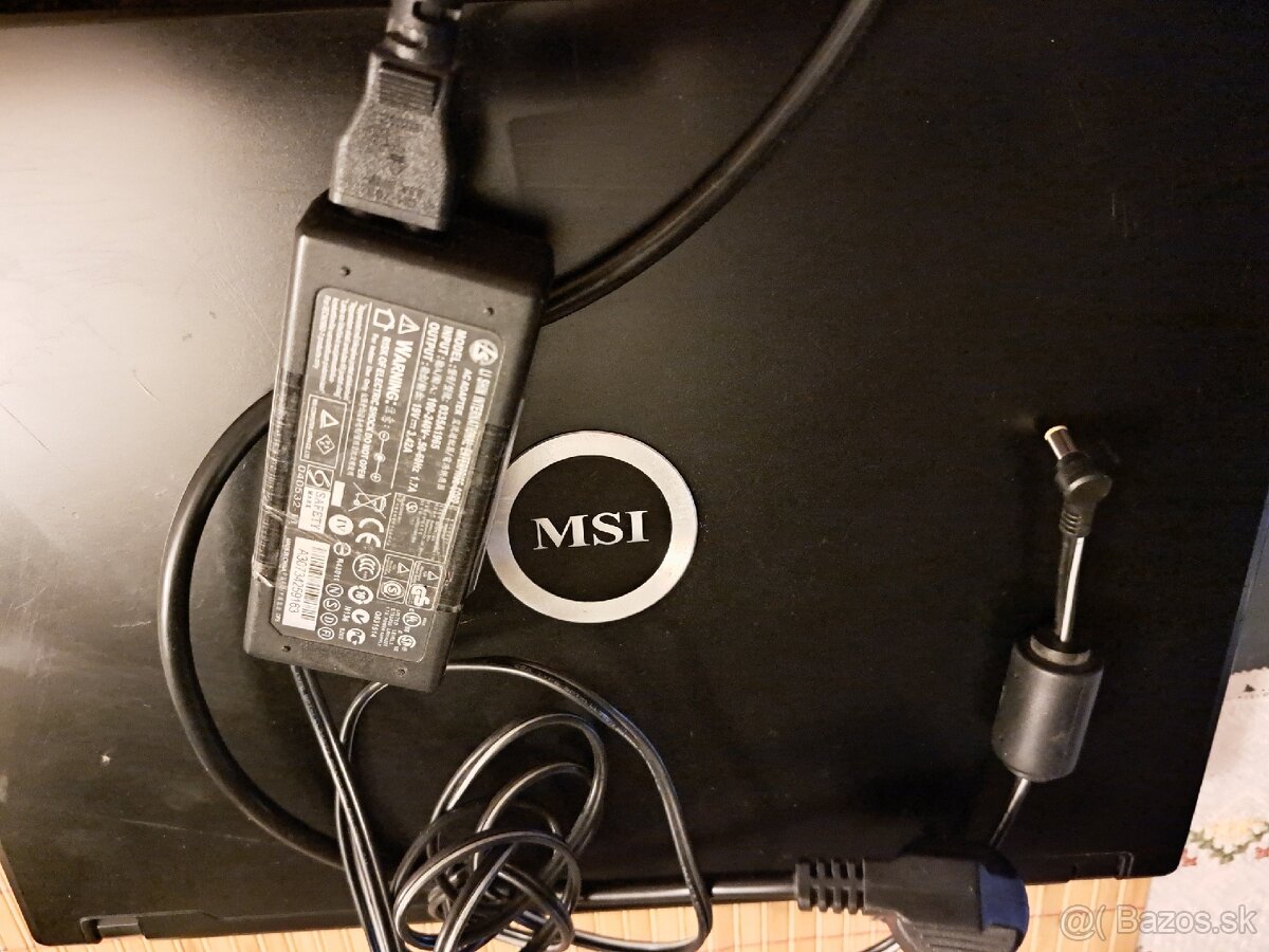 NTB MSI VR600 - 10