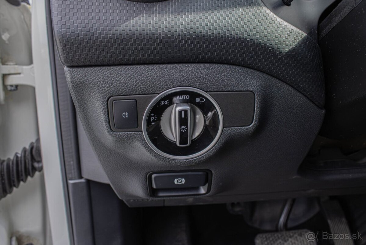Mercedes-Benz A180 1.6 2015 - 10