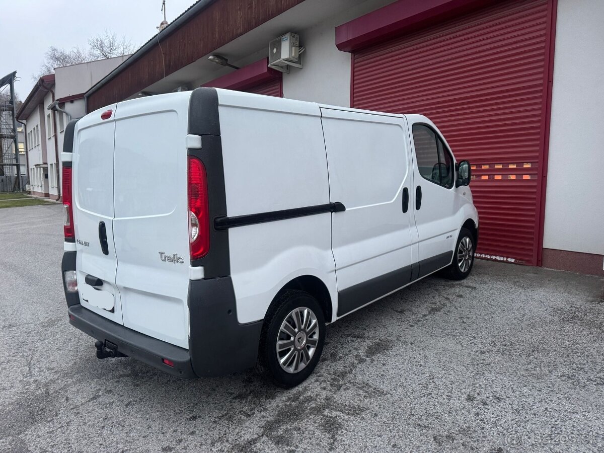 Renault Trafic 2.0 dCi L1H1 95 000km - 10