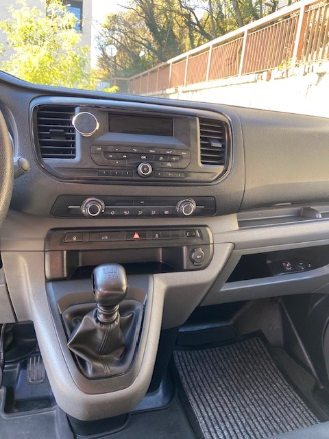 Predám Peugeot Expert 2.0 HDi – spoľahlivá dodávka - 10