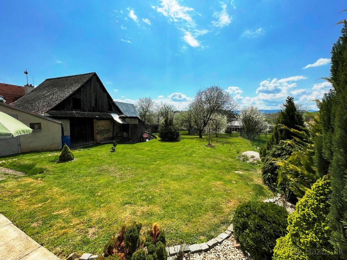 Rodinný dom s garážou a záhradou blízko pri Poprade - 10