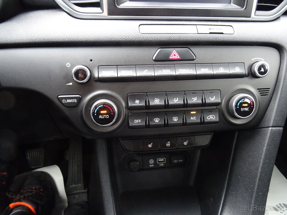 Kia Sportage 1.7 CRDi 85kW 1x maj.4x letní pneu,pěkná výbava - 10