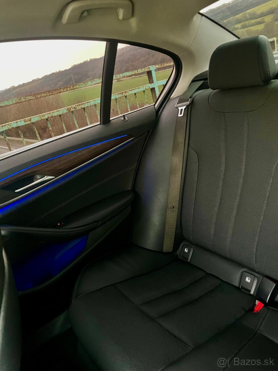 Bmw 520d xdrive g30 2017 140kw sport line - 10