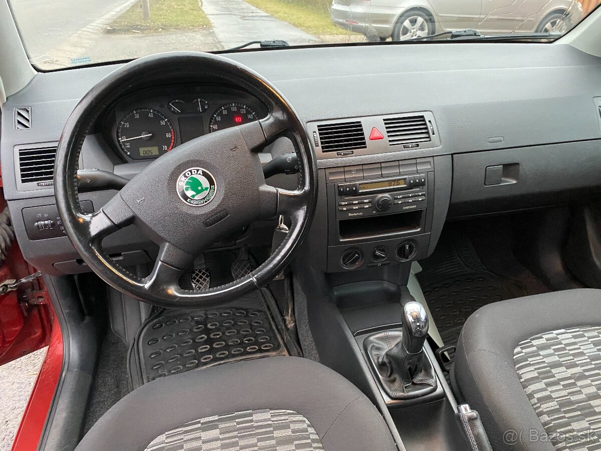 Škoda Fabia 1.2 HTP Joy - 10