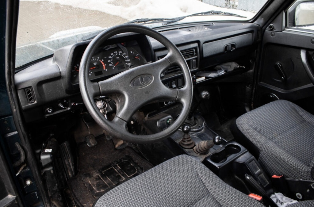 Lada Niva 61kW (2015) - 10