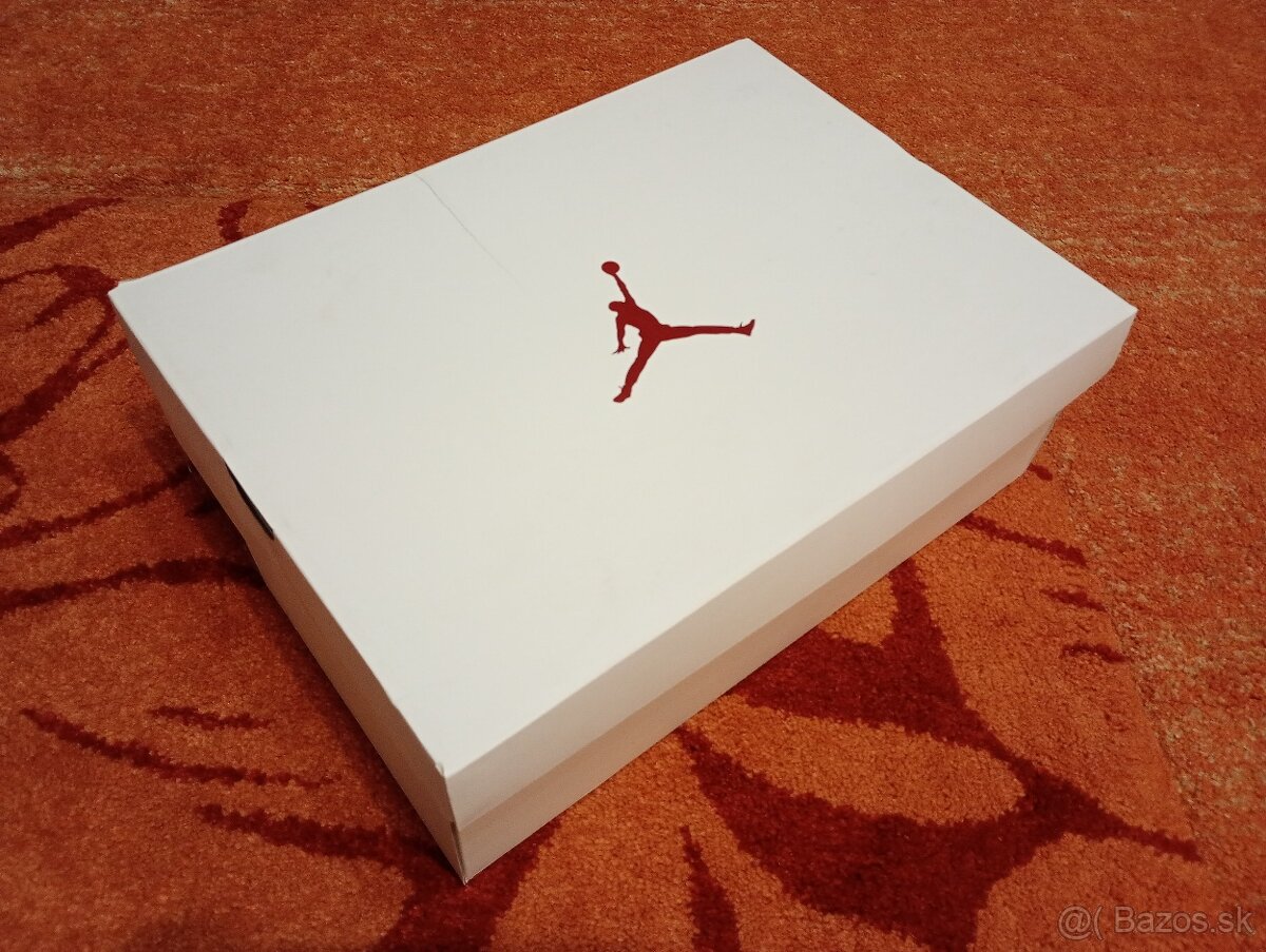 Jordan Two Trey PSG 43 - 10
