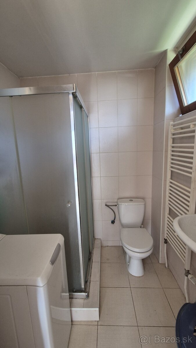 Rodinný dom s veľkorysým pozemkom na predaj, Priekopa - 10