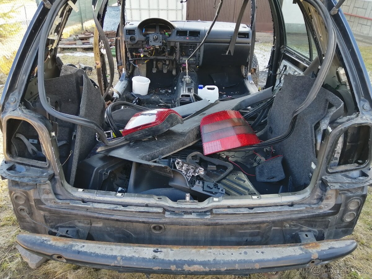 Golf 4 1,9 TDi 85 KW vcelku - 10