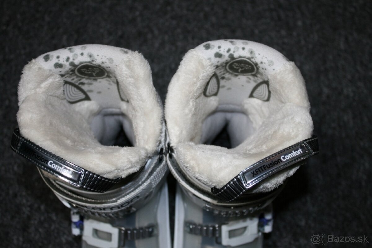 dámske lyže salomon 144 cm , lyžiarky - 10