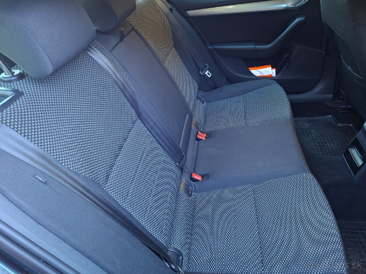 Škoda Octavia 3 Combi 1,6 TDi Greenline - 10