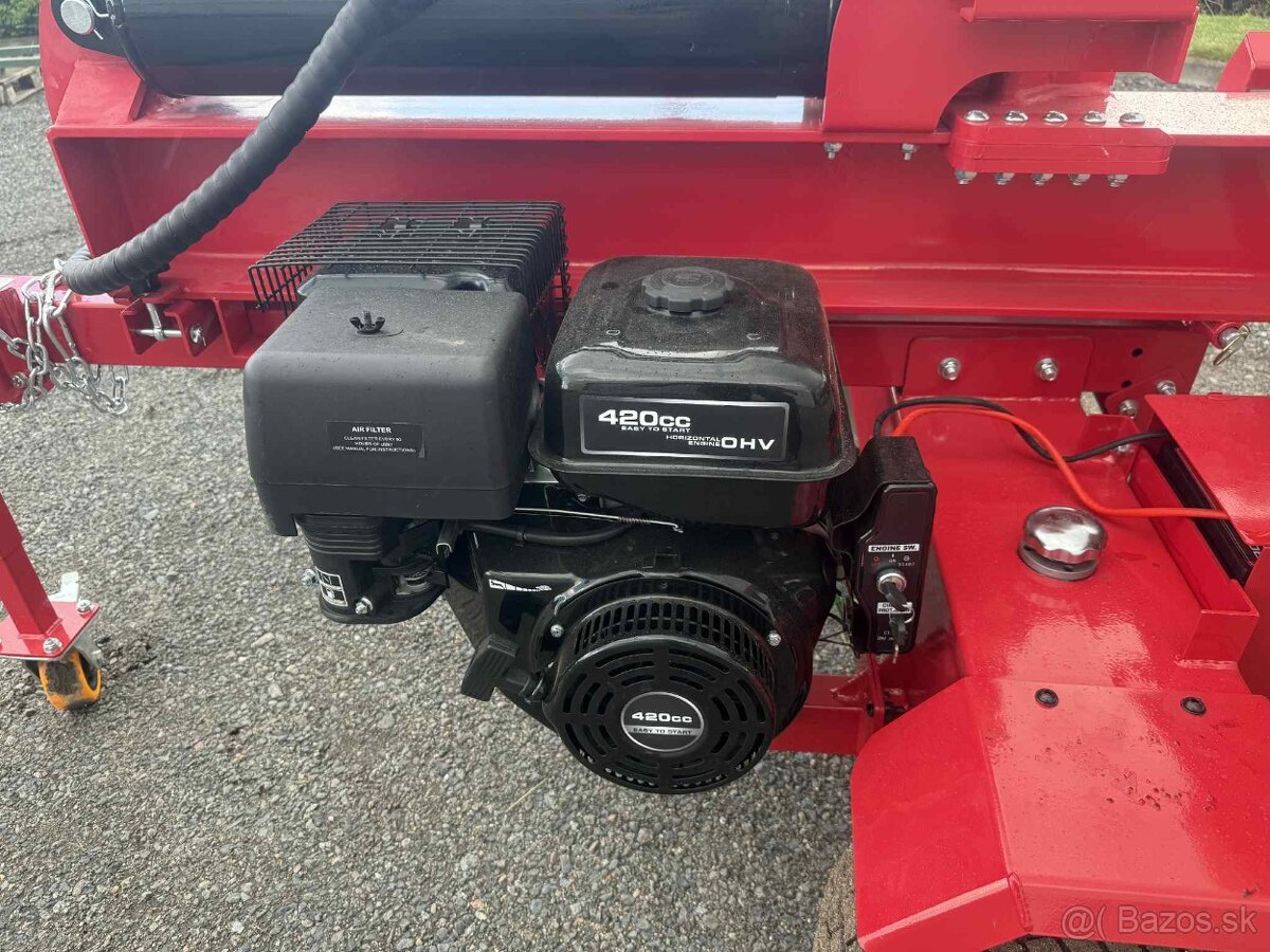 Štiepačka dreva 50T - 10