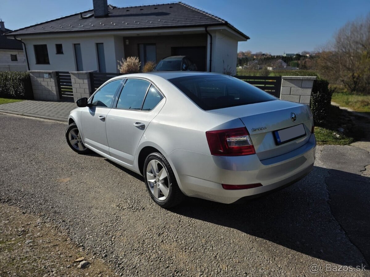 Škoda Octavia III 1.6 TDI DSG - 10