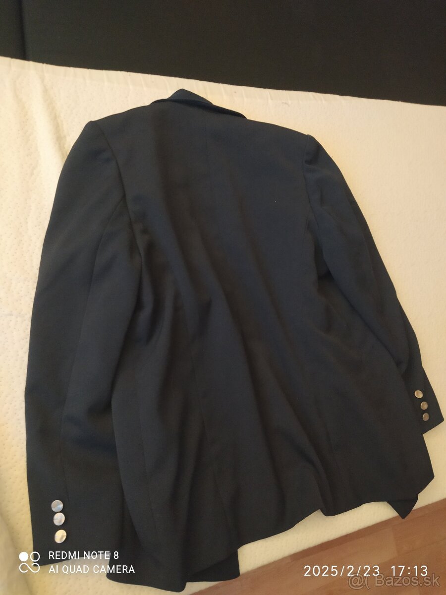 Dámske kostýmy - 10