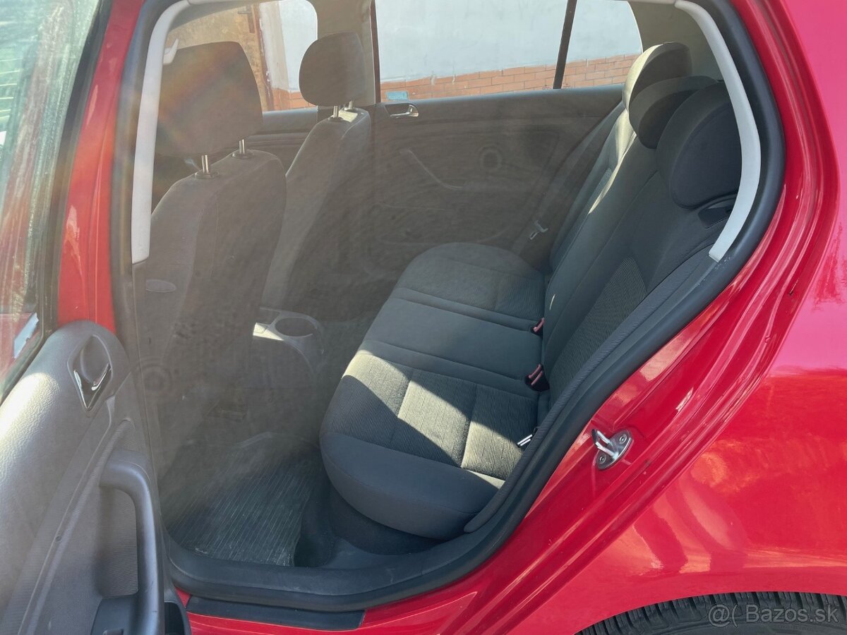 Golf V 1.4 55kw, najeto 139 tis km - 10