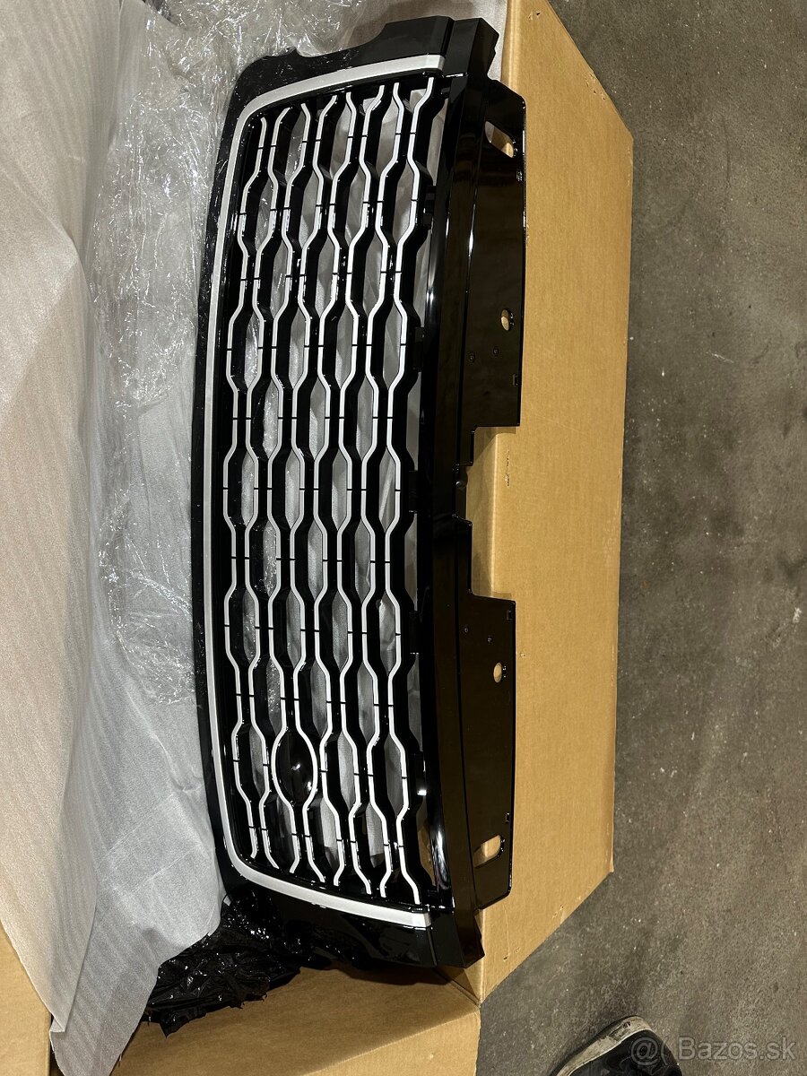 Predná Maska Range Rover Sport L494 - 10