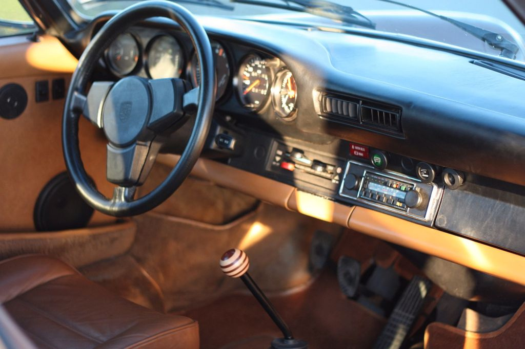 PORSCHE 911 S, G - model - 10