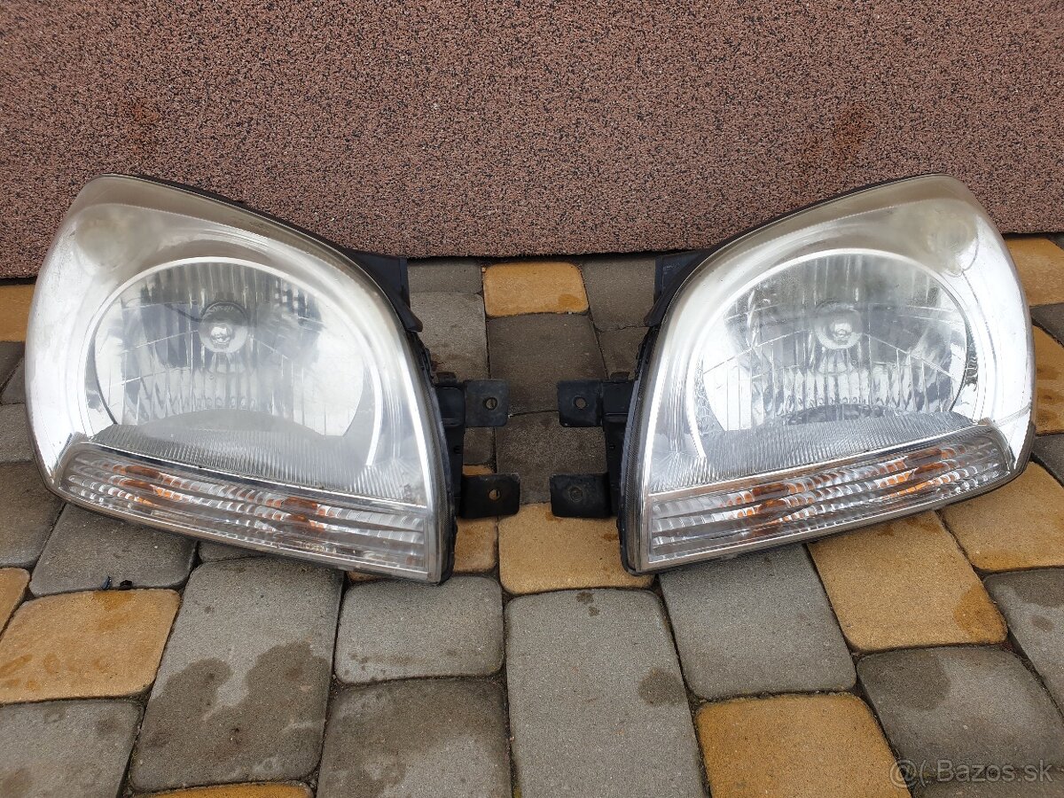 Kia Sportage II predná kapota - 10