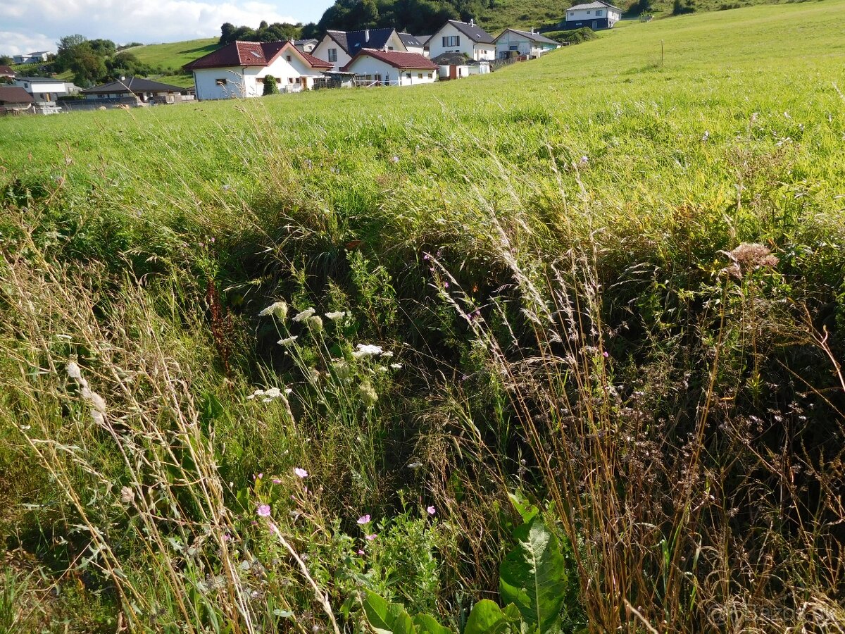 2 stavebné pozemky v obci Veličná. Nová lokalita. - 10