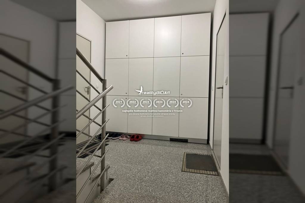 PRIVLAKA - trojizbový apartmán 20 m od mora - 10
