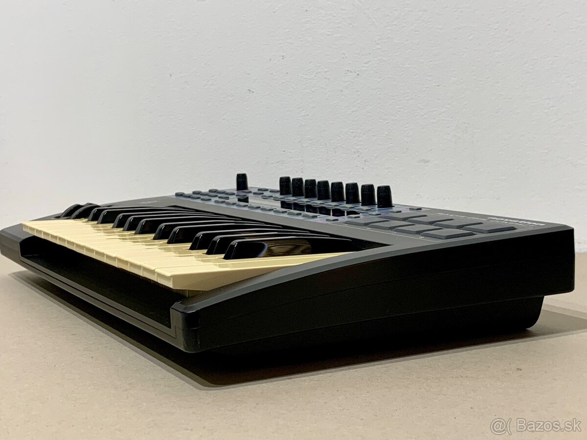 MIDI klávesnica NOVATION ReMOTE 25 SL Compact - 10