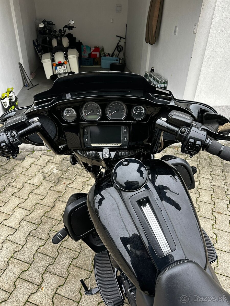 Harley-Davidson Street Glide Special 2018 - 10