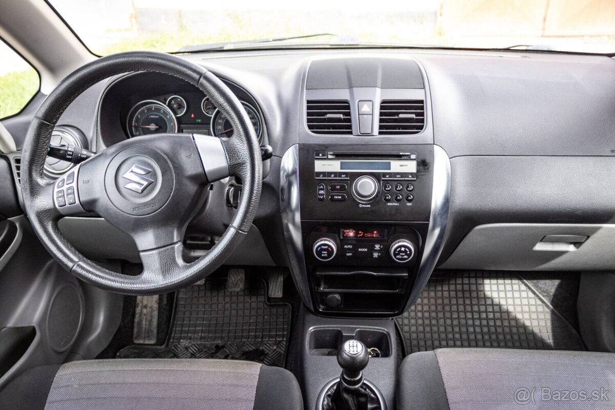 Suzuki SX4 1.6 GLX - 10