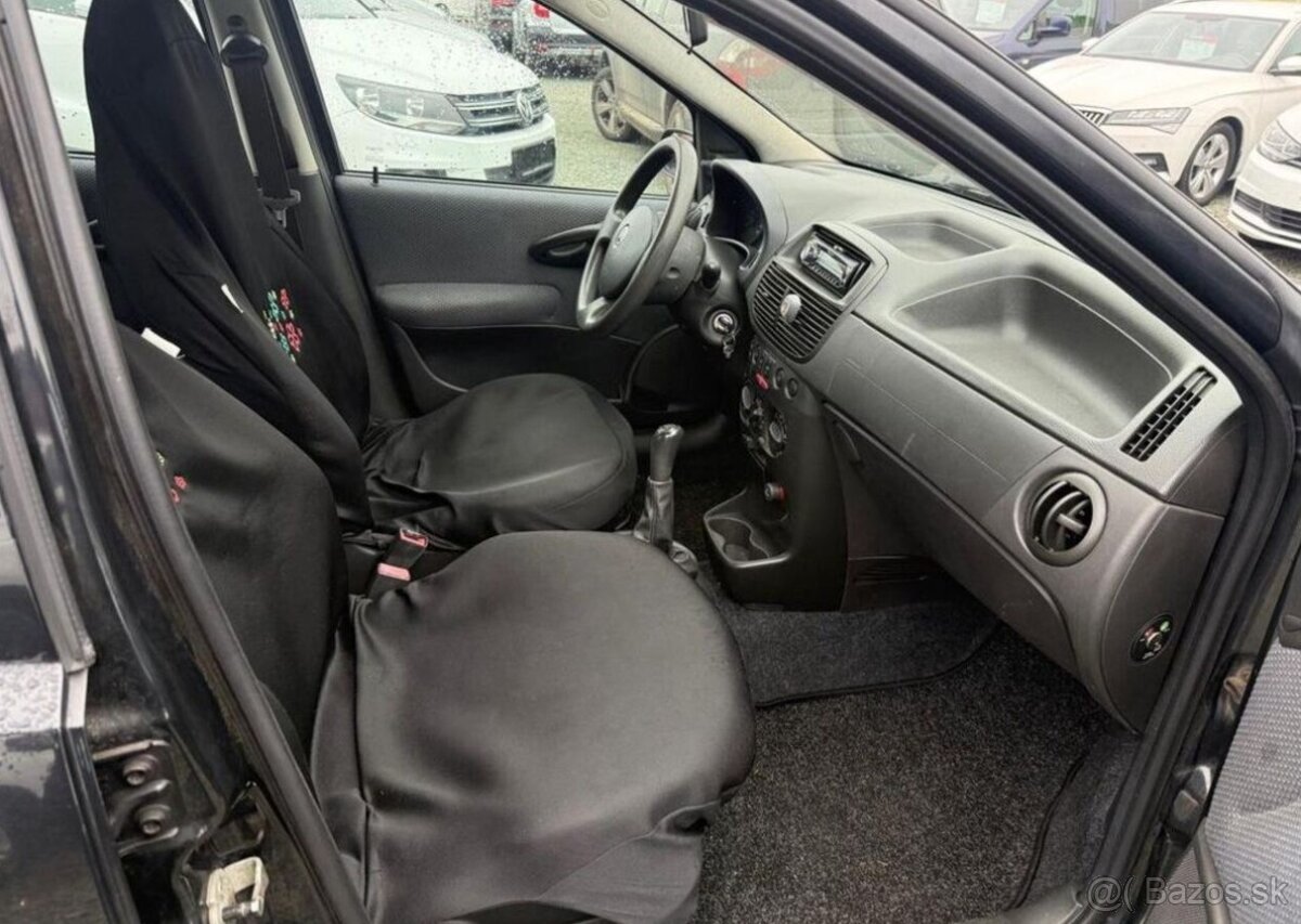 Fiat Punto 1.3 JTD nafta manuál 51 kw - 10