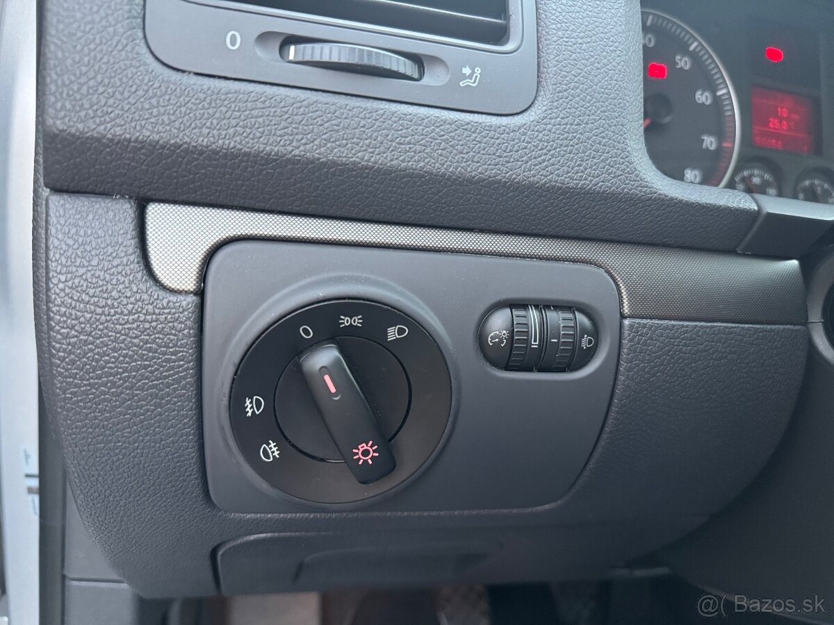 Volkswagen Golf V benzin - 10